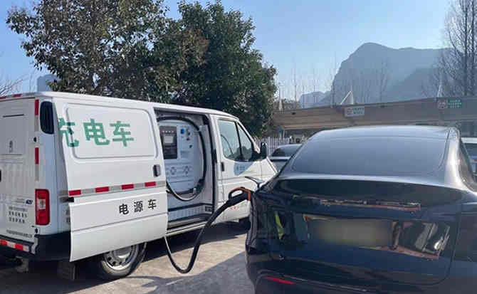 大通区汽车搭电